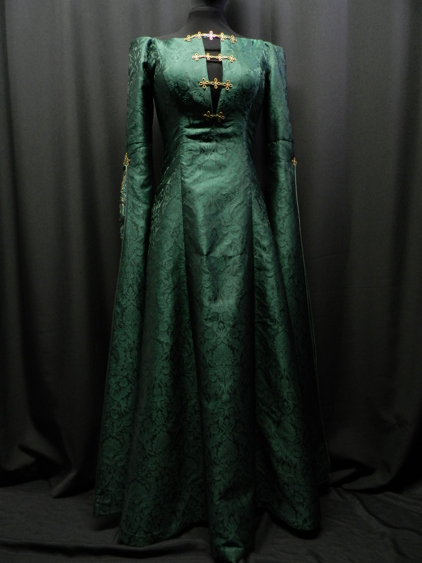 Inspired by Alicent Hightowers Green dress from House of the Dragon custom made to your size!