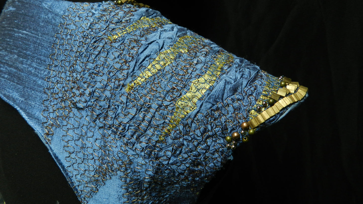 Inspired by Daenerys Targaryen Astapor Azure Blue dress Game of Thrones Custom Made 100% silk soie Dragon scale cosplay robe season 3-4