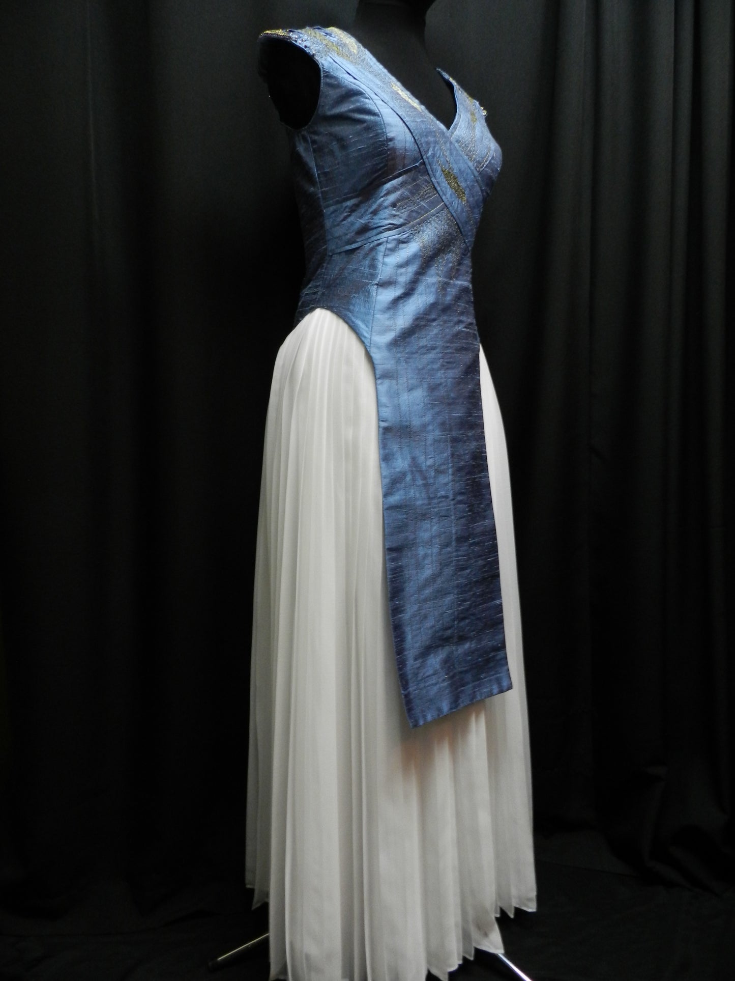 The perfect mix! Inspired by Daenerys Blue dress / white pleated skirt Game of Thrones silk Dragon scales Custom Made To your size!