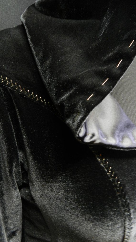 Inspired by Legend of the Seeker Kahlan's black velvet dress confessor custom made to your size!
