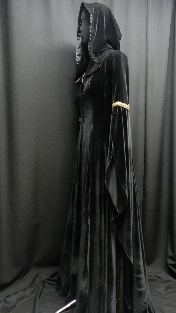 Inspired by Legend of the Seeker Kahlan's black velvet dress confessor custom made to your size!