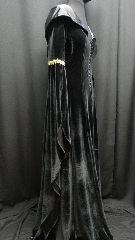 Inspired by Legend of the Seeker Kahlan's black velvet dress confessor custom made to your size!