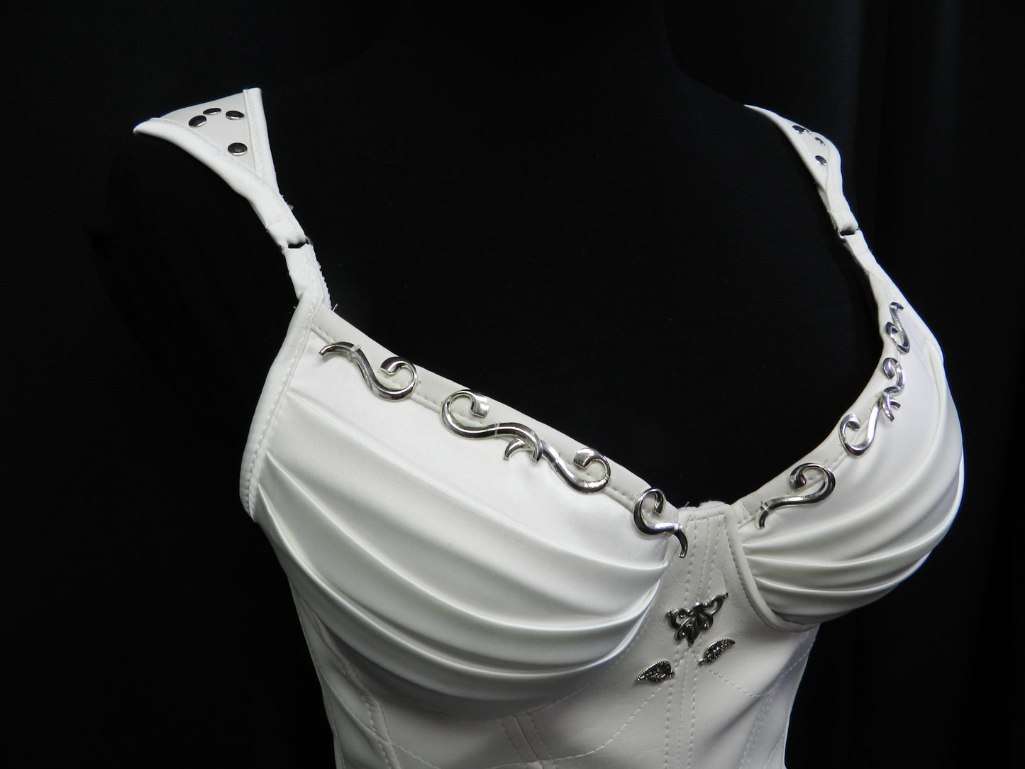 White Version! Inspired by LEGEND Of The SEEKER Kahlan's Corset Faux-leather Medieval armor bustier CUSTOM Made to your size!