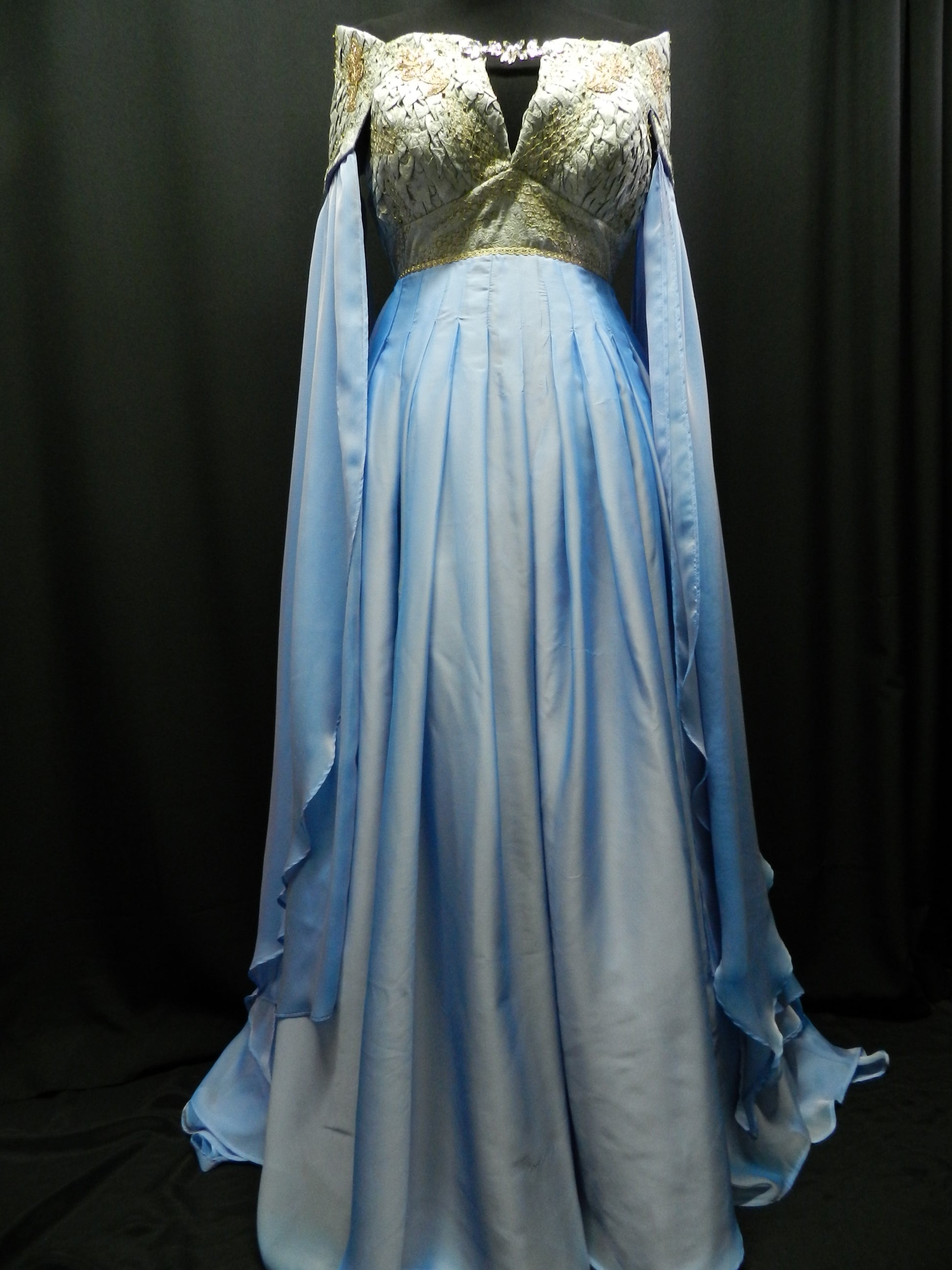 READY TO SHIP!!! Fairy Wedding dress inspired by Daenerys Targaryen bl Mariecosplayshop READY TO SHIP!!! Fairy Wedding dress inspired by Daenerys Targaryen bl Mariecosplayshop