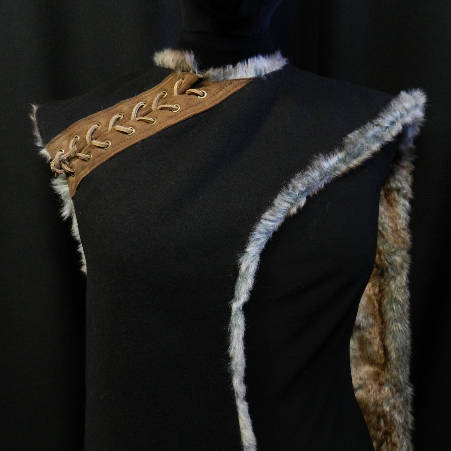 READY TO SHIP! Medieval cloak black and beige wool and faux fur