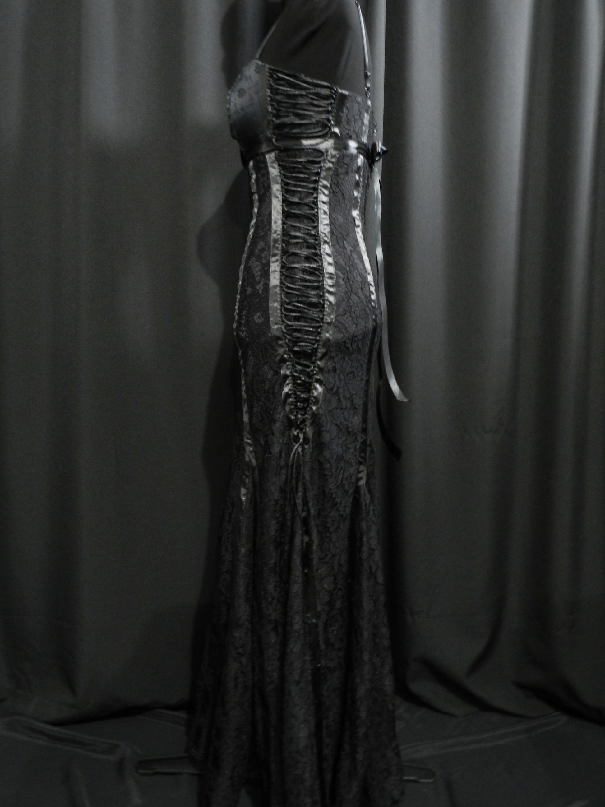 Inspired by Monica Bellucci black lace dress custom made to your size! Mariecosplayshop Inspired by Monica Bellucci black lace dress custom made to your size! Mariecosplayshop