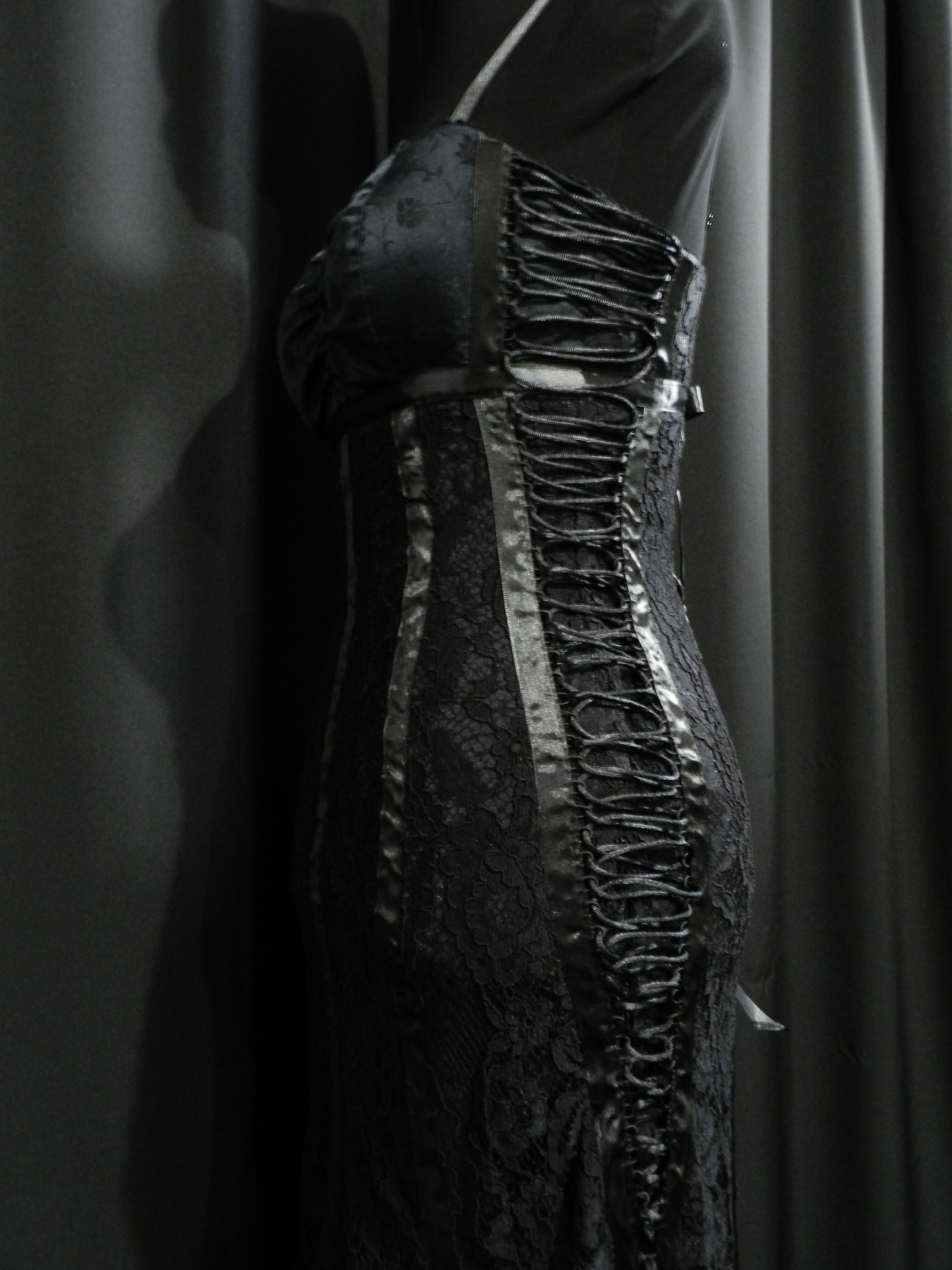 Inspired by Monica Bellucci black lace dress custom made to your size! Mariecosplayshop Inspired by Monica Bellucci black lace dress custom made to your size! Mariecosplayshop