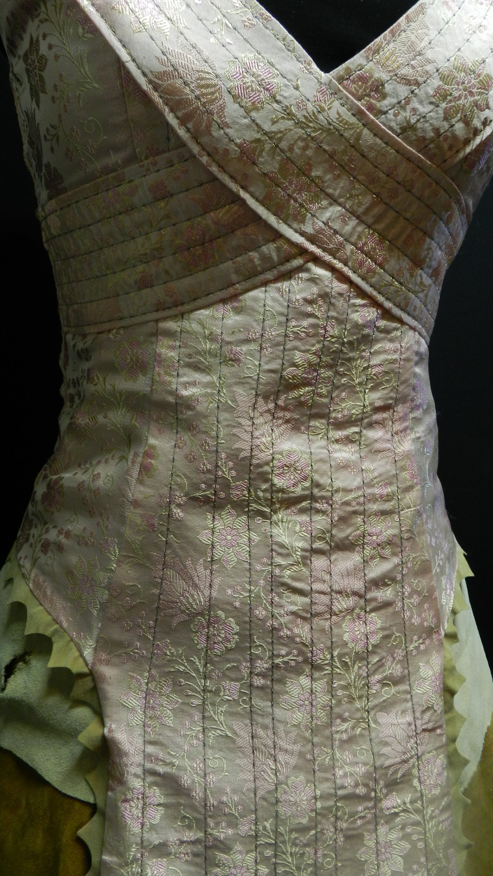 daenerys pink dress What Would Khaleesi Wear?