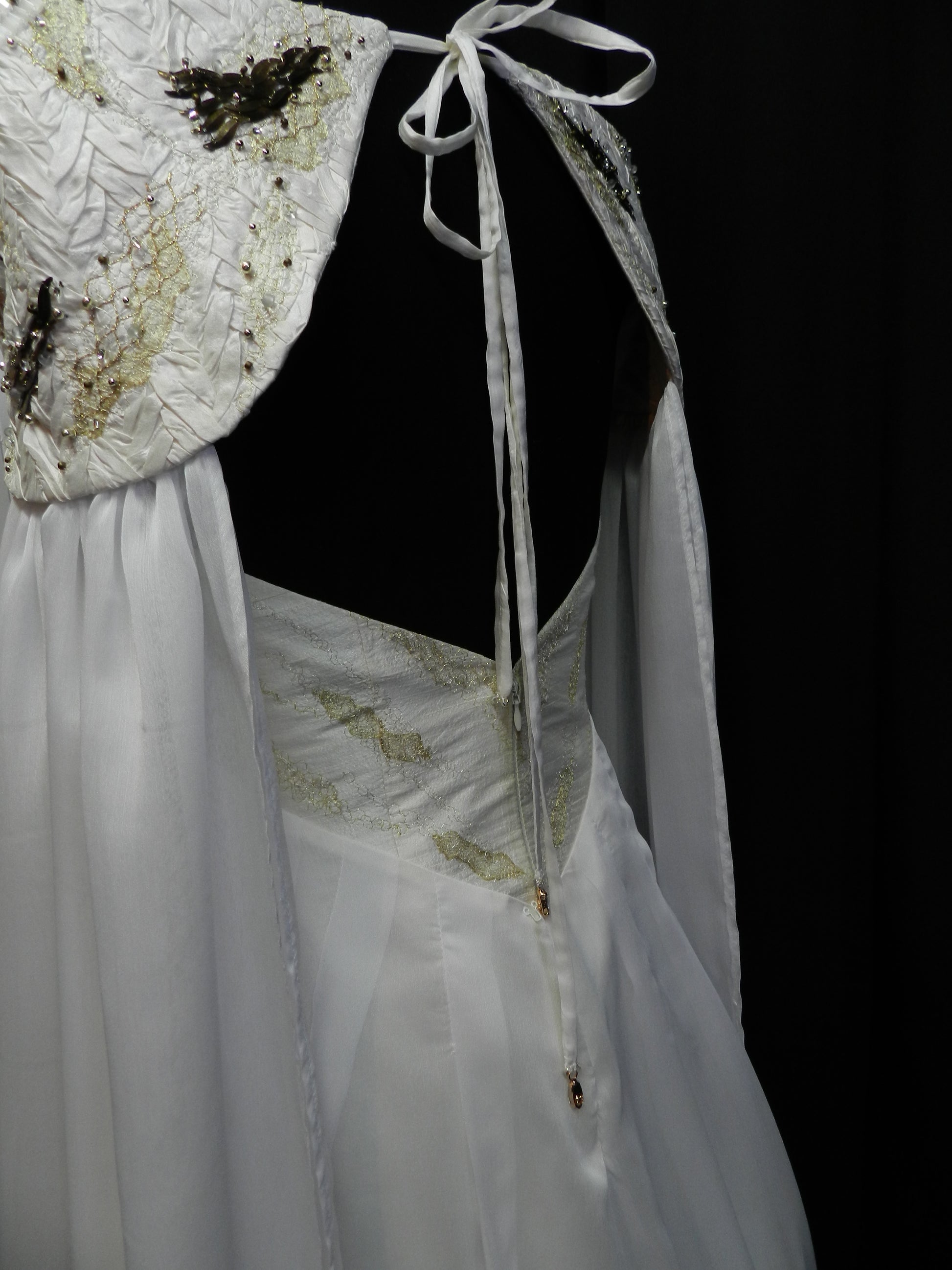 Wedding dress inspired by Daenerys Targaryen Game of Thrones style cus Mariecosplayshop Wedding dress inspired by Daenerys Targaryen Game of Thrones style cus Mariecosplayshop