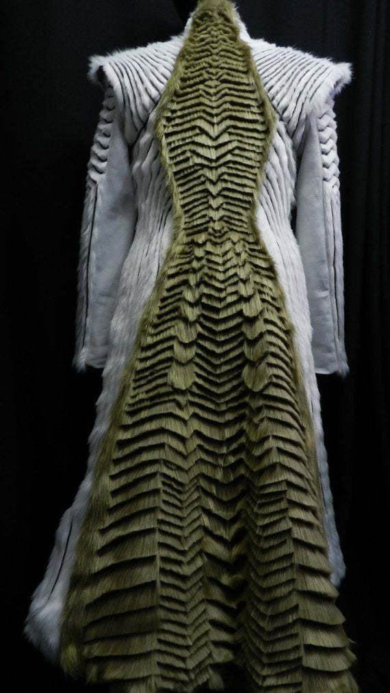 daenerys winter dress Daenerys Targaryen's Winter Look Is Her Best Yet